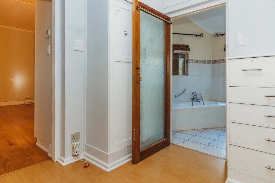 6 Bedroom Property for Sale in Heatherlands Western Cape